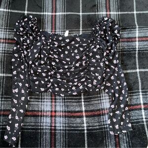 H&M Puff Shoulder Mesh Sleeve Floral Black Long Sleeve Crop Top